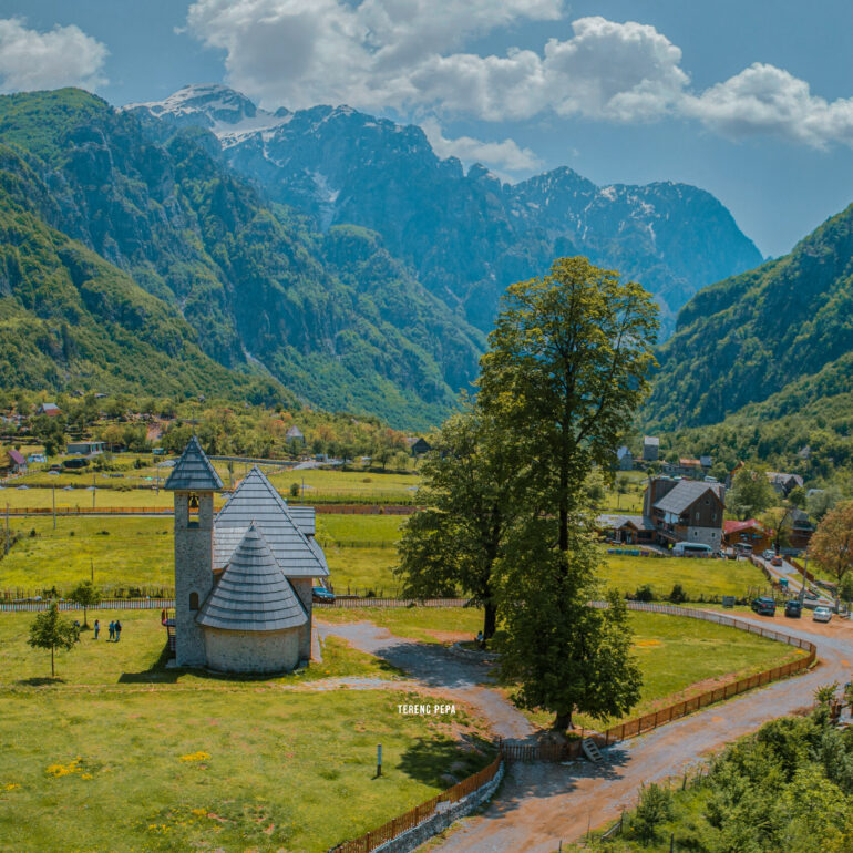 PHOTO WINNER TERENC PEPA - THETH ALBANIA INSTAGRAM